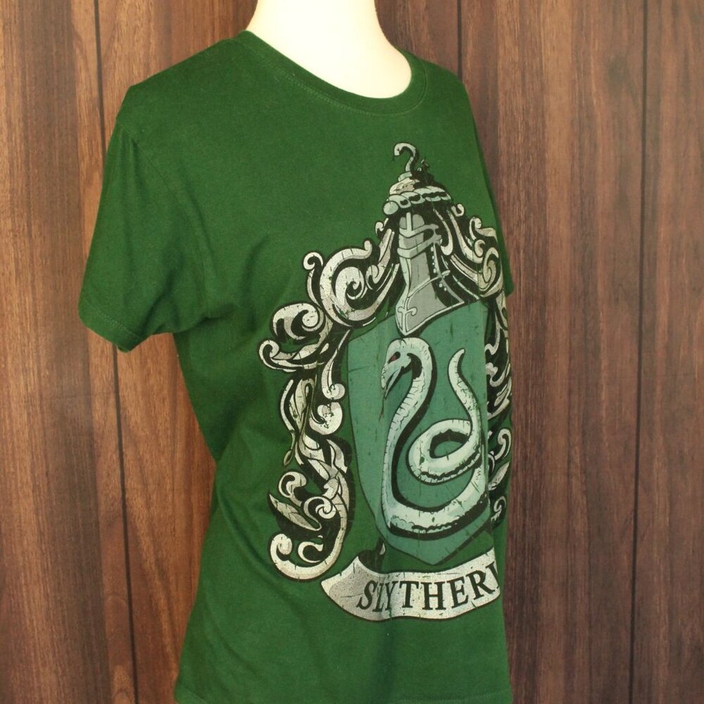Harry Potter Shop at Platform 9 3/4 Official T shirt, Size M Slytherin Green - Picture 6 of 10